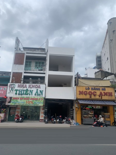 MT Đường rộng dt 74m2 2L Lê Thánh Tôn