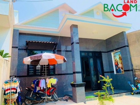 Nhà 100m2 SHR thổ cư Tân Phong, đường ô tô ngay chợ bà thức Tân Phong, Biên Hoà