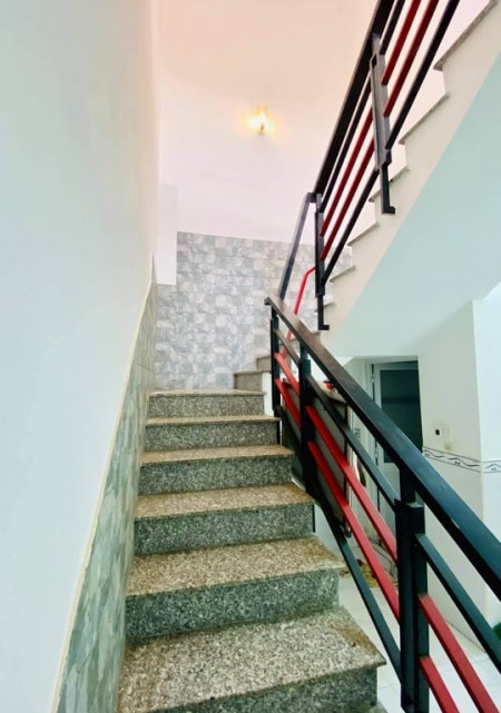 Bán gấp nhà giá rẻ dưới 60tr/m2 tại Bình Thạnh