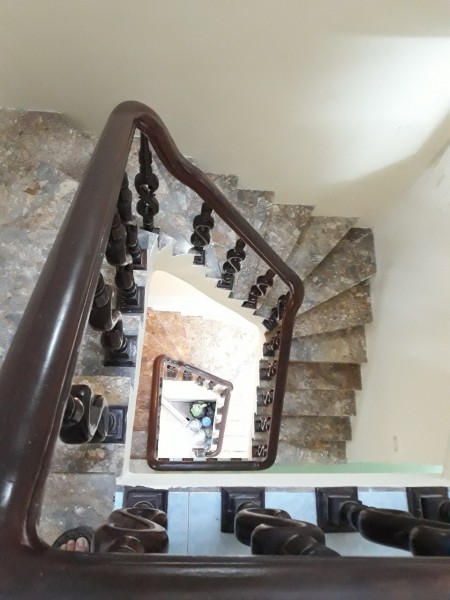 Bán gấp nhà Ngõ Phố Kim Hoa, Gần hồ 3 mẫu, 32/35m2, 4 tầng, giá 4,2 tỷ.