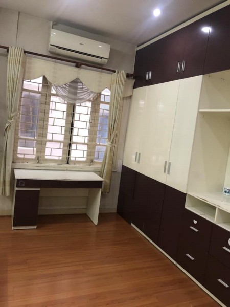 Bán Nhà, Lê Trọng Tấn, Thanh Xuân, DT 38m2, MT 5m, Ngõ Thông, Ô Tô Đỗ Cửa, kinh Doanh.