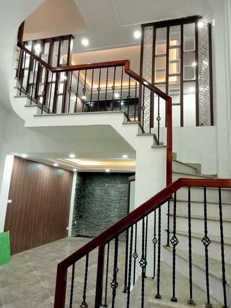 Nhà mặt đất rẻ như chung cư chỉ 1,55 tỷ có nhà Vũ Hữu, trung tâm Thanh Xuân