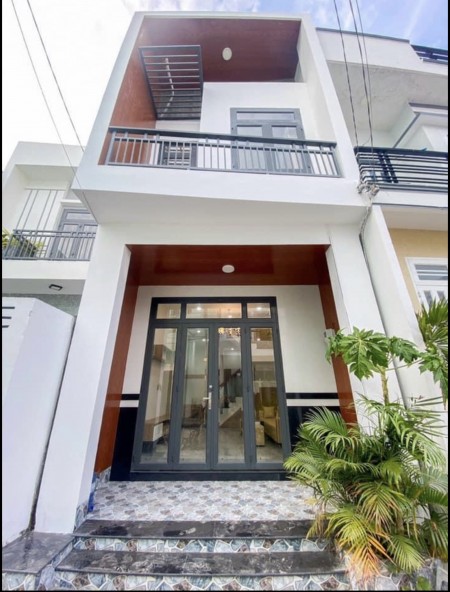 Nhà Bình Chánh giá rẻ chính chù SHR