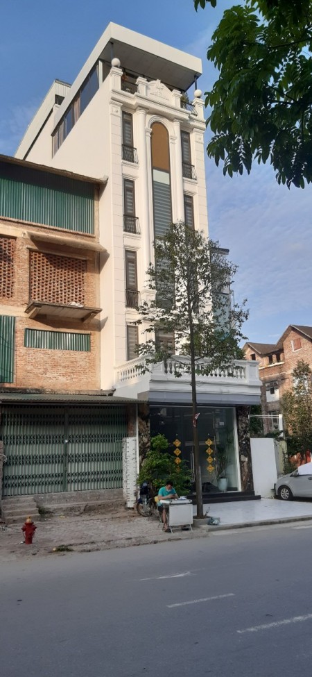 Cần bán nhà măt đường Chiến Thắng kéo dài nhà lien kề 4 tầng môt tum diên tích 60m sô đỏ chinh chủ