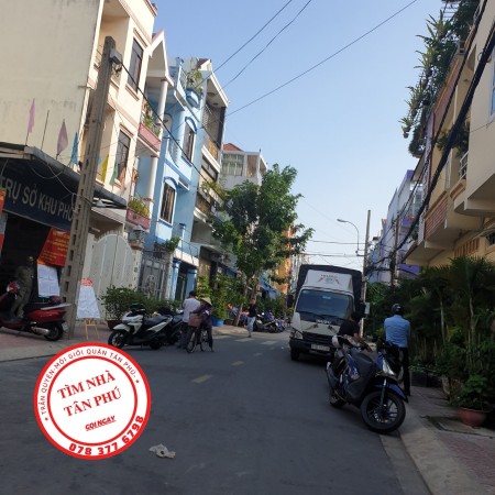 Bán Nhà Đường Âu Cơ, Quận Tân Phú, Giá Rẻ, 48m2, 2 Tầng, Xe Hơi.