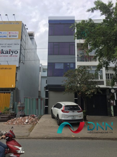 Mặt tiền đ.Bùi Đình Túy dt.4,2x21m có sẵn nội thất