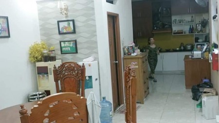 Nhà 3 Tầng 225m2 đường xe hơi Núi Thành – Q.Tân Bình 9.6 tỷ