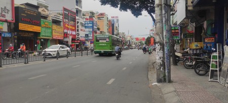 Cho thuê nhà nguyên căn MT đường Bạch Đằng Bình Thạnh - nhà mới sơn sửa sạch sẽ (5x15m - trệt 3 lầu)
