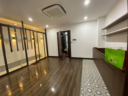 Bán nhà MP Hồ Tùng Mậu 60m2 x 7 tầng thang máy MT 5m vỉa hè rộng, KD tốt giá 24 tỷ. LH 0912442669