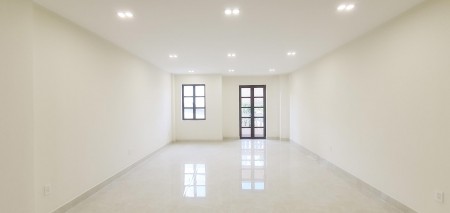 Cho thuê nguyên sàn 100m2 Cityland Park Hills làm văn phòng có thang máy