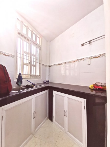 Bán gấp nhà Trung tâm Bình Thạnh, dt (5x 7)m2, giá 4.82 tỷ