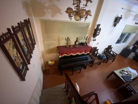 Nhà Hoàng Hoa Thám phân lô 32m2x6T MT6m giá 2.9 tỷ