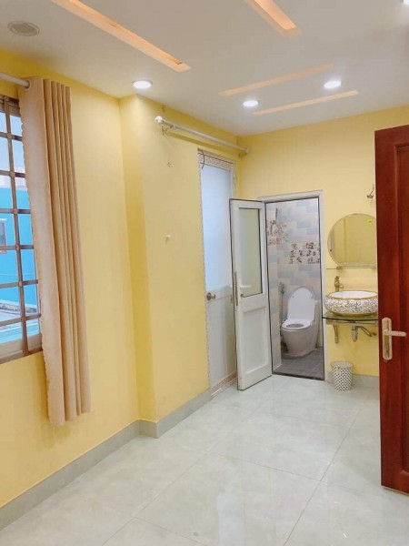 Phan Đăng Lưu - Phú Nhuận, HXH, 5 tầng mới đẹp. Chỉ 6 tỷ 7