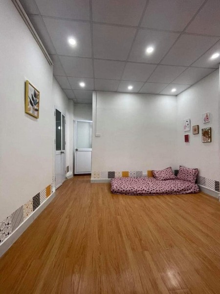 Bán nhà ngõ Phố Ngô sỹ Liên, Ô tô đỗ cách 40m, 21m2, 4 tầng Giá 2,2tỷ