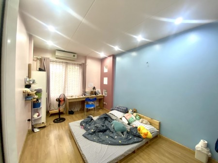 Nhà Nét, Phố Ái Mộ, ngõ ô tô tránh, 50m2, chỉ gần 4 tỷ