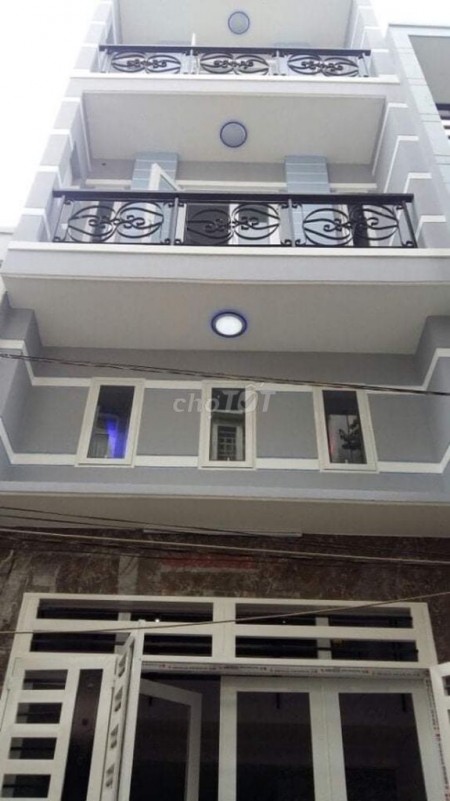 Bán Nhà 3 Tấm Rưỡi Quận Bình Tân