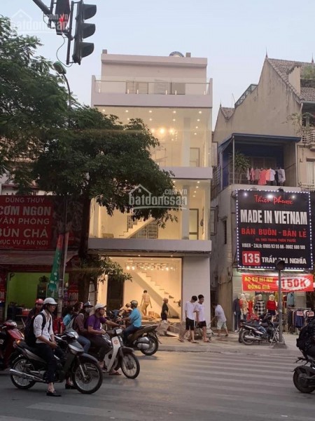 Bán Gấp Mặt Phố Nguyễn Lương Bằng Lõi Đống Đa Kinh Doanh Đỉnh, 90m, 3T, Mt 4.5, Giá Đẹp 22 Tỷ