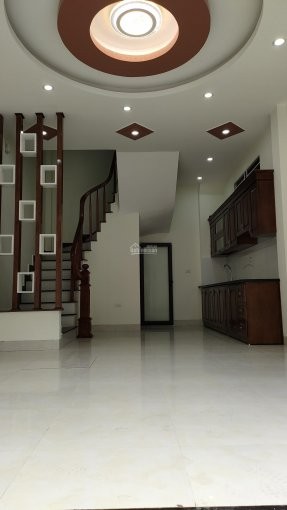 Bán nhà Phố Bằng Liệt, Hoàng Mai, tầm tiền nhiều khách
