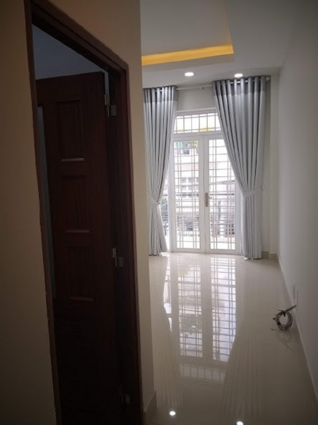 Cho thuê phòng Máy Lạnh Mặt Tiền Cao Lổ, 28 Đến 30m2 Trước Mặt Công Viên - Sát ĐH Công nghệ sài gòn,công viên,