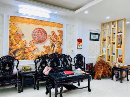 Nhỉnh 11 tỷ Nhà 6 tầng thang máy Garage 2 oto đỗ