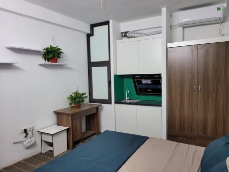 Bán CCMN Phạm Văn Đồng, 60m2 x 8 tầng, MT 8.5 m, 18 phòng ngủ