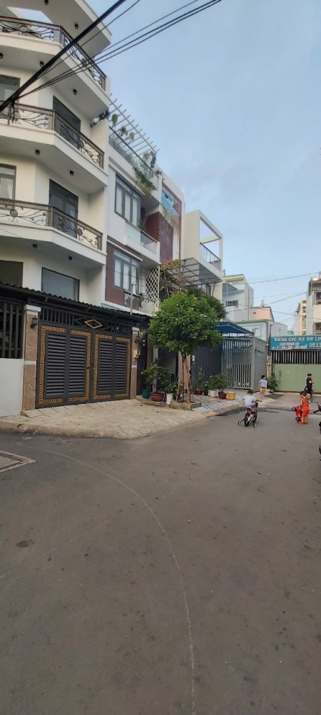 Bán nhà đường Quang Trung, phường 8, Gò vấp, 68m2, 5 tầng, chỉ 6.8 ty