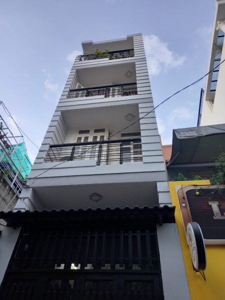 Bán Nhà 4 Tầng 36m2 Phan Xích Long Phú Nhuận 5.6 Tỷ