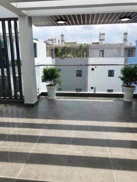 HXH đường Huỳnh Tấn Phát, diện tích hơn 80m2 4 tầng hiện đại với giá chỉ 6,95 tỷ.