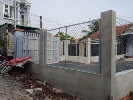 Nhà 150m2 Bửu Hòa,SHR thổ cư 100%. Đường xe hơi vào tận cửa, gần chợ đồn, UBND phường