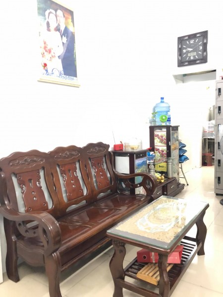 Bán căn nhà Quận 10, HẺM 4M, đường CMT8, 5 tầng, Giá 6,5 tỷ