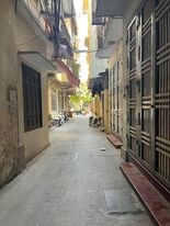 Bán Nhà Mai Anh Tuấn 50m 5 Tầng MT 5m, Ô Tô Đỗ Cổng, Gần Hồ. Giá 5,6 tỷ