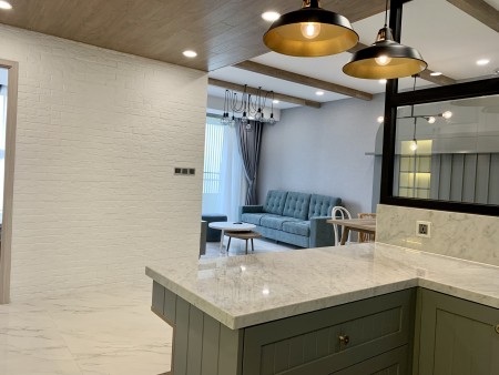 Gấp! Bán lỗ 500 tr căn hộ Midtown Quận 7, 3 phòng ngủ, 120 m2. Full nội thất - 8.5 tỷ.