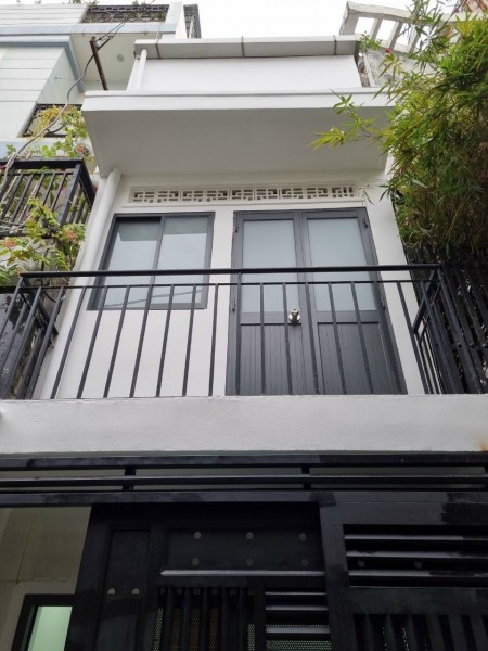 Bán căn nhà hẻm nhỏ Bùi Đình Túy P12 Bình Thạnh