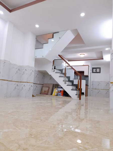 Bán nhà Quận 8, gần Cầu Chữ Y, 4 lầu mới 100%, 50m² Giá Rẽ