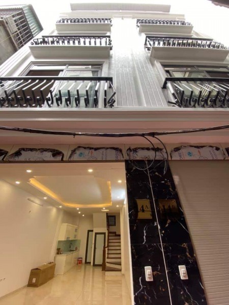 Covid bán gấp nhà Thái Hà TT Đống Đa 50m*5 tầng Giá 6,2 Tỷ Mới cứng ở luôn 20m ra oto