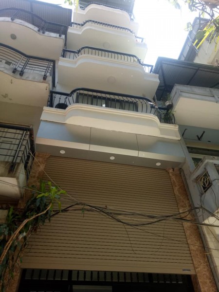 Chuyển công tác bán nhà phố Trần Hưng Đạo, Hoàn Kiếm 7 tầng đúc, dt 53m2, giá 17.5 tỷ, ngõ ô tô