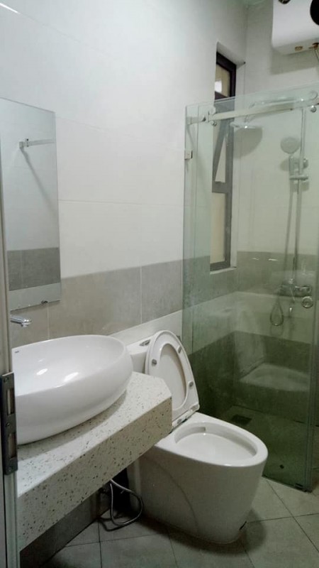 Quá đẹp, bán gấp! nhà Yên Hòa, Cầu Giấy, 36.4m2, 5 tầng, mặt tiền 4,6m,chỉ hơn 3tỷ xíu, gọi ngay!