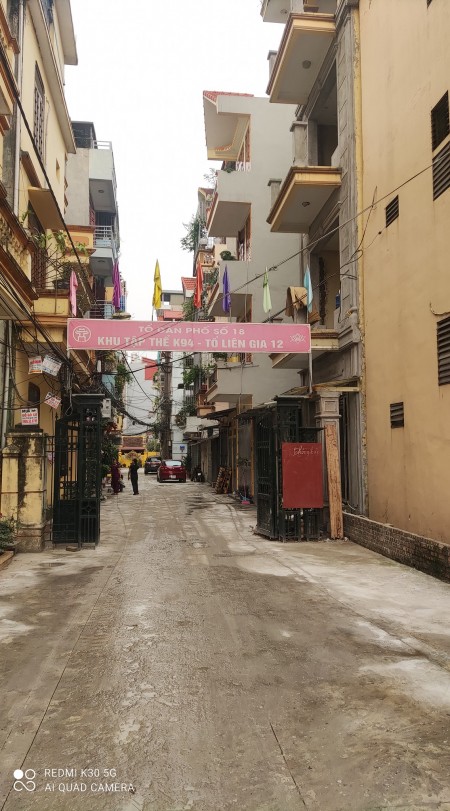 BÁN NHÀ NGỌC THỤY LONG BIÊN Ô TÔ 7 CHỖ RA VÀO NHÀ CẤP 4 ,79 M2 GIÁ 5,1 TỶ