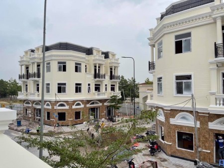 Đi đến slide 2