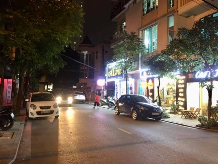Đi đến slide 4