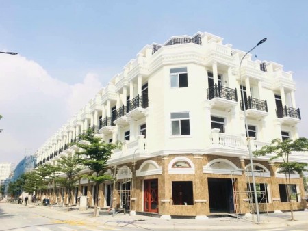 BÁN SHOPHOUSE KHAN HIẾM 3 KHÔNG TẠI THÀNH PHỐ DĨ AN ICON CENTRAL