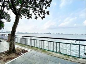 Chính chủ bán nhà Văn Cao, quận Ba Đình, Hà Nội.