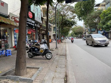 Bán nhà mặt phố Bát Sứ 55m2 x 3 tầng, MT 4.1m, Kinh doanh đỉnh, đường 2 chiều, 20,5 tỷ.