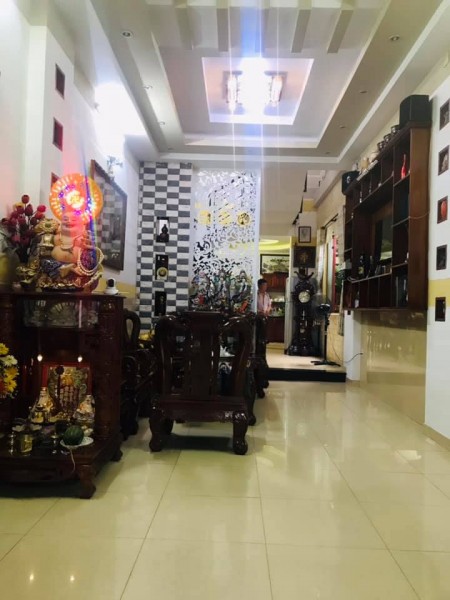 Bán gấp nhà Nguyễn Súy, Tân Phú, 56m2, 3 lầu, hẻm xe hơi, gần chợ Tân Hương.