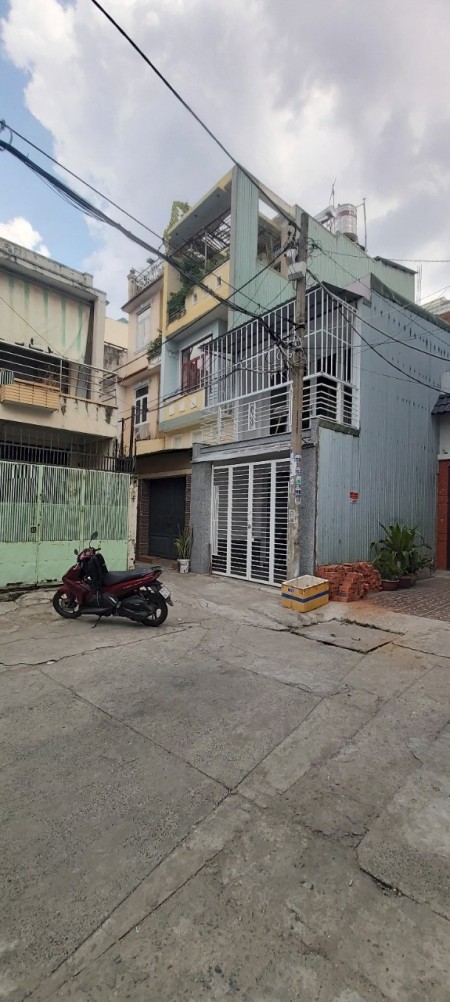 Bán gấp nhà 50m2, HXH Lê Đức Thọ, P.17, Gò Vấp, 3 lầu, chỉ 4.6 tỷ