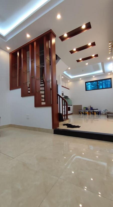 NHÀ MỚI DƯƠNG QUẢNG HÀM 40M2 X 5 TẦNG CHỦ CẦN BÁN GẤP