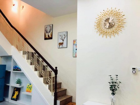 2.25 tỷ có nhà phố Nhân Hòa 27m 4T MT 4m gần phố nhà đẹp ở ngay LH 0966663925