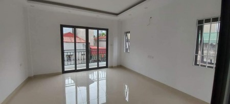 SIÊU HIẾM! BÁN NHÀ BẰNG LIỆT LÔ GÓC Ô TÔ MỚI 100% GẦN 50m2 HƠN 4 TỶ MT 4m 5 TẦNG