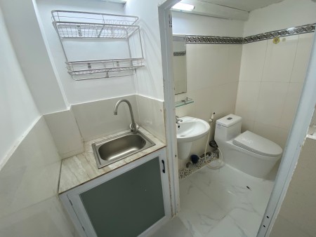 KHÔNG CHUNG CHỦ, RIÊNG TƯ KHÔNG NHIỀU CHUYỆN ĐỜI TƯ CỦA KHÁCH