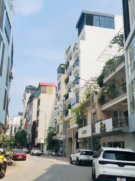 BÁN GẤP NHÀ PHÂN LÔ ÔTÔ TRÁNH PHỐ LÊ TRỌNG TẤN 70M2 NHỈNH 10 TỶ